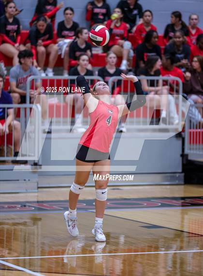 Thumbnail 3 in Edmond Memorial @ Mustang photogallery.