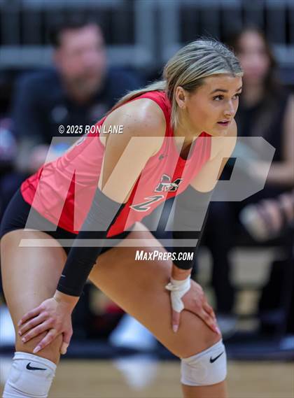 Thumbnail 2 in Edmond Memorial @ Mustang photogallery.