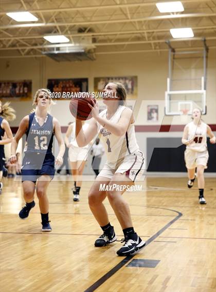 Thumbnail 3 in Shelby County vs Jemison (AHSAA 5A - Region 6 Tournament) photogallery.