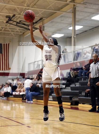 Thumbnail 1 in Shelby County vs Jemison (AHSAA 5A - Region 6 Tournament) photogallery.