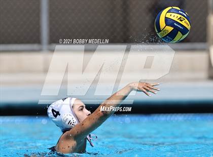 Thumbnail 2 in Clovis North vs. Clovis East photogallery.