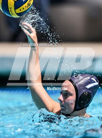 Thumbnail 3 in Clovis North vs. Clovis East photogallery.
