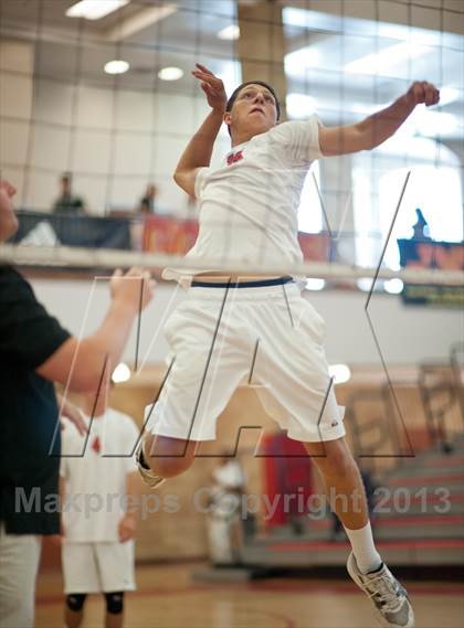 Thumbnail 2 in La Jolla vs. Cathedral Catholic (CIF SDS D3 Final) photogallery.