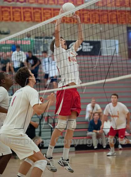 Thumbnail 3 in La Jolla vs. Cathedral Catholic (CIF SDS D3 Final) photogallery.
