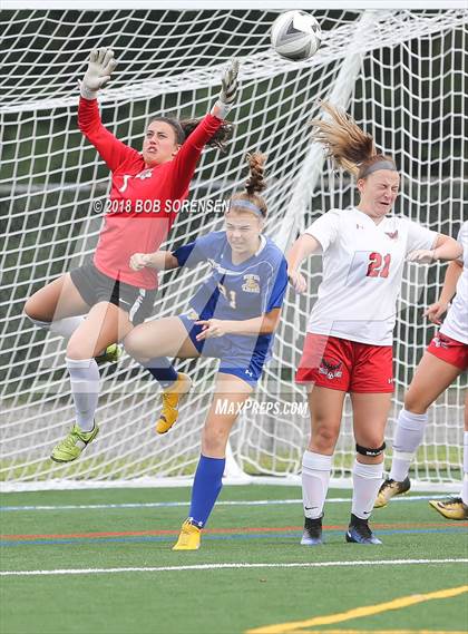 Thumbnail 1 in Half Hollow Hills East @ West Islip photogallery.