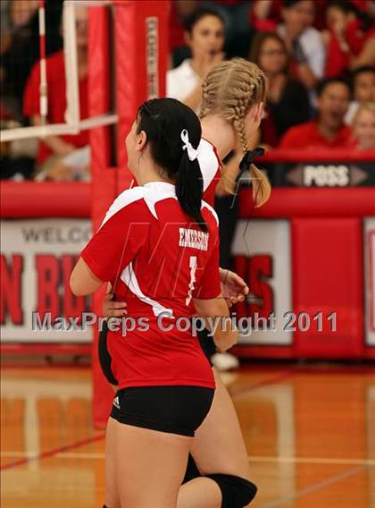 Thumbnail 3 in Burbank vs. Burroughs photogallery.