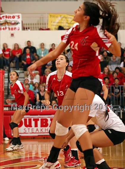 Thumbnail 3 in Burbank vs. Burroughs photogallery.