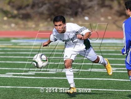 Thumbnail 1 in Eastlake vs. Poway (23rd Annual San Diego Holiday Classic) photogallery.