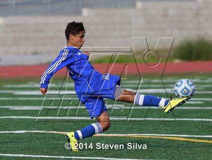 Thumbnail 2 in Eastlake vs. Poway (23rd Annual San Diego Holiday Classic) photogallery.
