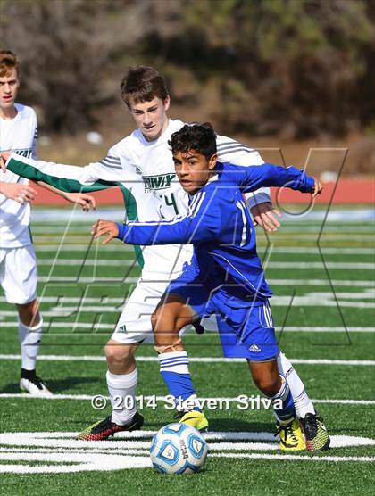 Thumbnail 3 in Eastlake vs. Poway (23rd Annual San Diego Holiday Classic) photogallery.