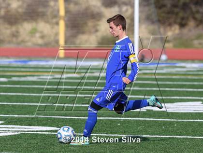 Thumbnail 2 in Eastlake vs. Poway (23rd Annual San Diego Holiday Classic) photogallery.