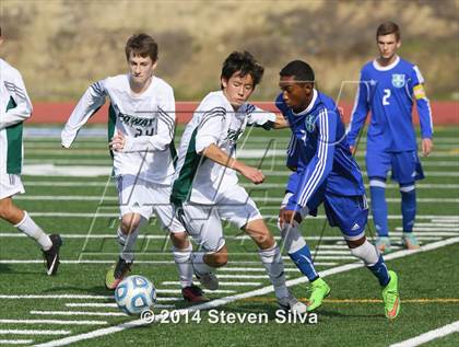 Thumbnail 2 in Eastlake vs. Poway (23rd Annual San Diego Holiday Classic) photogallery.
