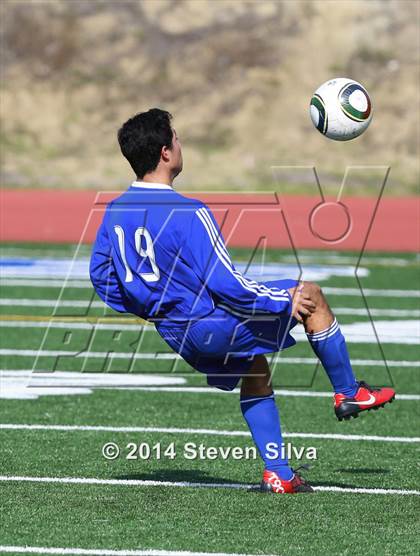 Thumbnail 2 in Eastlake vs. Poway (23rd Annual San Diego Holiday Classic) photogallery.