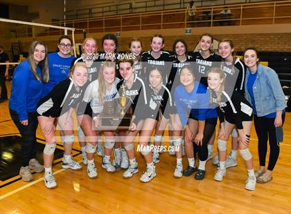 Thumbnail 1 in Northwest Christian vs. Valley Christian (AIA 3A Final - Awards) photogallery.
