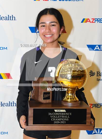 Thumbnail 1 in Northwest Christian vs. Valley Christian (AIA 3A Final - Awards) photogallery.