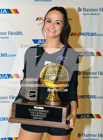Thumbnail 1 in Northwest Christian vs. Valley Christian (AIA 3A Final - Awards) photogallery.