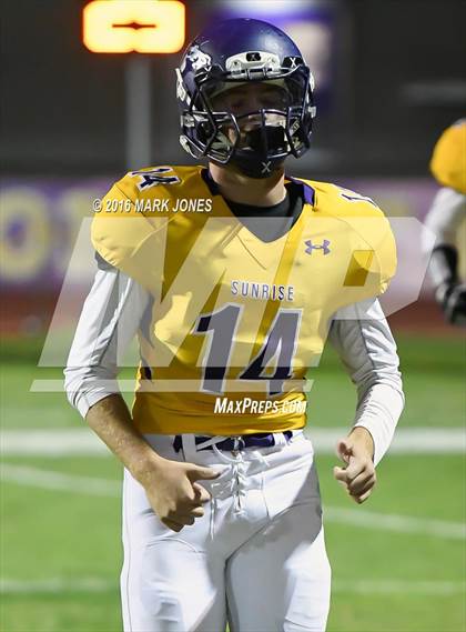 Thumbnail 2 in Sunrise Mountain vs. Catalina Foothills  (AIA 4A Playoff) photogallery.