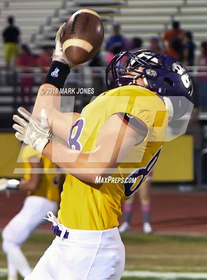 Thumbnail 1 in Sunrise Mountain vs. Catalina Foothills  (AIA 4A Playoff) photogallery.