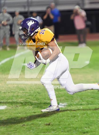 Thumbnail 1 in Sunrise Mountain vs. Catalina Foothills  (AIA 4A Playoff) photogallery.