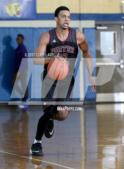 Thumbnail 2 in Porter-Gaud vs Oceanside Collegiate Academy (Rotary Roundball Classic) photogallery.