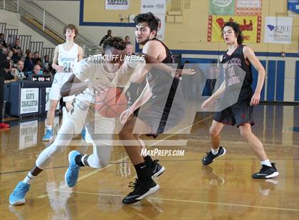Thumbnail 3 in Porter-Gaud vs Oceanside Collegiate Academy (Rotary Roundball Classic) photogallery.