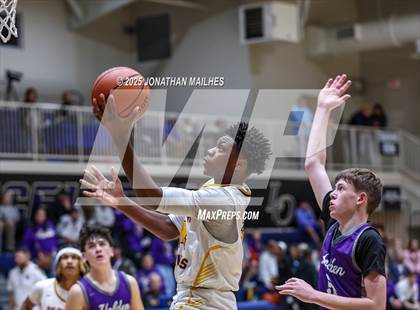 Thumbnail 3 in Denham Springs vs Holden (Livingston Parish Tournament) photogallery.
