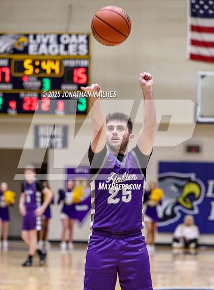 Thumbnail 3 in Denham Springs vs Holden (Livingston Parish Tournament) photogallery.