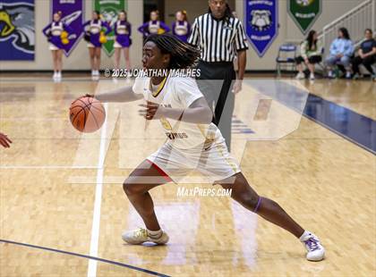 Thumbnail 1 in Denham Springs vs Holden (Livingston Parish Tournament) photogallery.