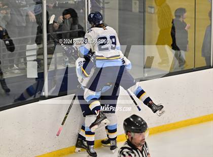 Thumbnail 2 in Valor Christian vs. Cherry Creek - CHSAA 5A Semifinals photogallery.