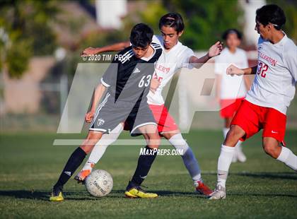 Thumbnail 1 in Fullerton @ Sunny Hills photogallery.