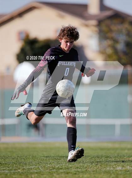 Thumbnail 1 in Fullerton @ Sunny Hills photogallery.