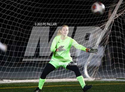 Thumbnail 3 in Vista del Lago @ Ponderosa (CIF SJS D3 Semifinals) photogallery.
