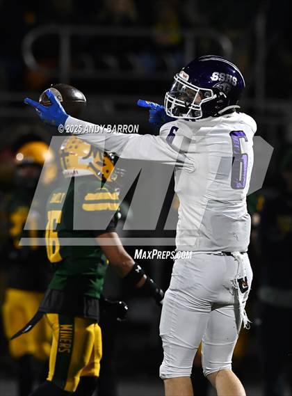 Thumbnail 1 in Spanish Springs @ Bishop Manogue photogallery.