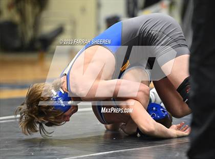 Thumbnail 2 in Lincoln East vs Klein photogallery.
