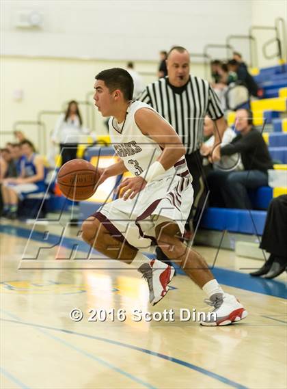 Thumbnail 2 in Woodside Priory vs St. Francis (CIF CCS D5 Semifinal) photogallery.