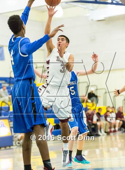 Thumbnail 3 in Woodside Priory vs St. Francis (CIF CCS D5 Semifinal) photogallery.