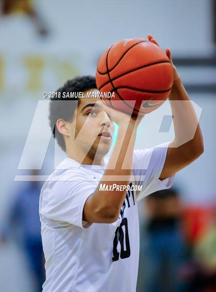 Thumbnail 2 in Crespi vs St. Francis photogallery.