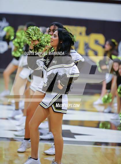 Thumbnail 3 in Crespi vs St. Francis photogallery.