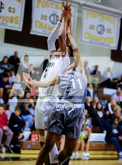 Thumbnail 3 in Crespi vs St. Francis photogallery.