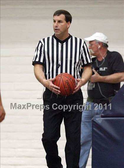 Thumbnail 1 in St. Mary's vs. Salesian (CIF NCS D4 Final) photogallery.