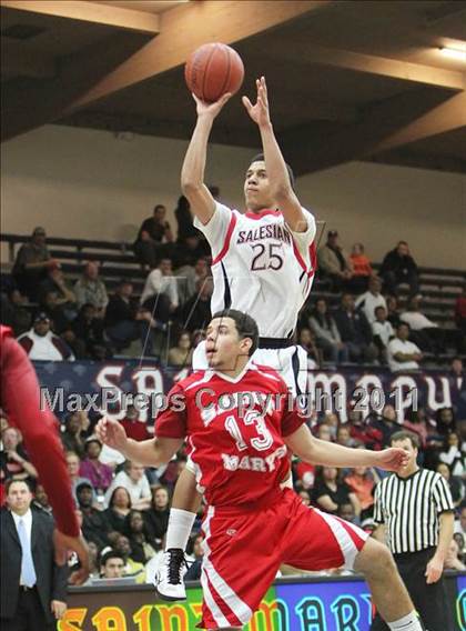 Thumbnail 3 in St. Mary's vs. Salesian (CIF NCS D4 Final) photogallery.