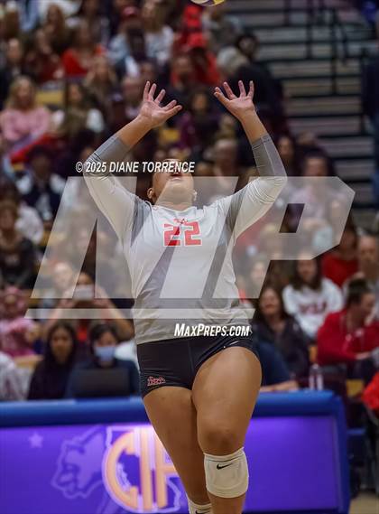 Thumbnail 1 in Rocklin vs Mater Dei (CIF State Open Division Final) photogallery.