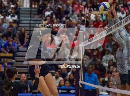 Thumbnail 3 in Rocklin vs Mater Dei (CIF State Open Division Final) photogallery.