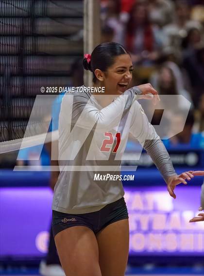 Thumbnail 1 in Rocklin vs Mater Dei (CIF State Open Division Final) photogallery.