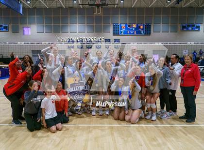 Thumbnail 2 in Rocklin vs Mater Dei (CIF State Open Division Final) photogallery.