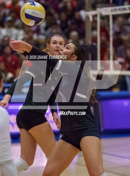 Thumbnail 2 in Rocklin vs Mater Dei (CIF State Open Division Final) photogallery.