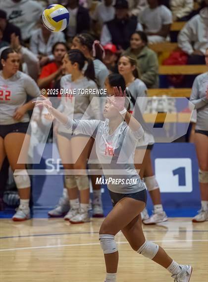 Thumbnail 2 in Rocklin vs Mater Dei (CIF State Open Division Final) photogallery.