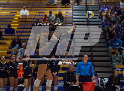 Thumbnail 2 in Rocklin vs Mater Dei (CIF State Open Division Final) photogallery.