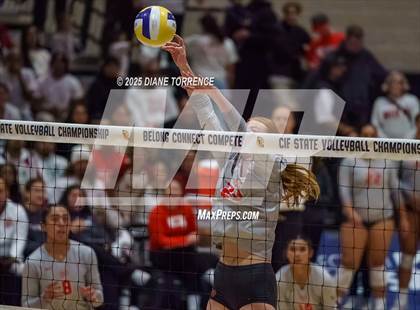 Thumbnail 2 in Rocklin vs Mater Dei (CIF State Open Division Final) photogallery.