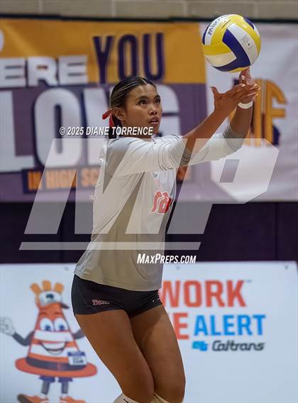 Thumbnail 2 in Rocklin vs Mater Dei (CIF State Open Division Final) photogallery.